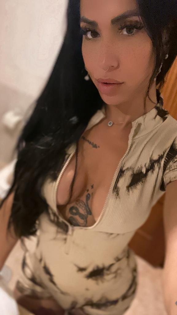 641072447: Transexual en Almería