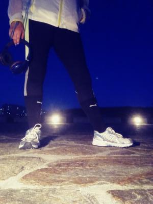 611166113: Chica busca chico en La Coruña