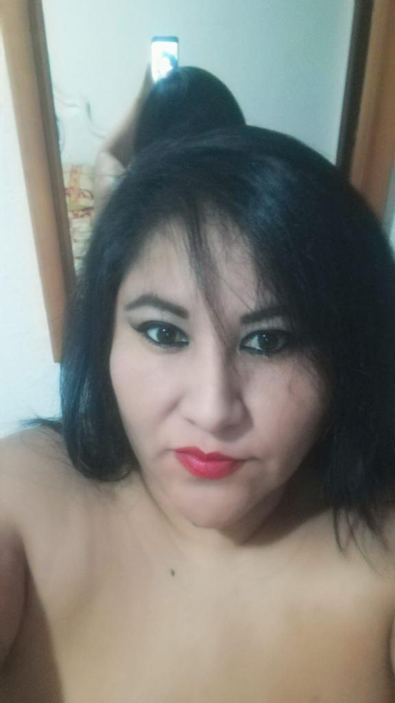Chica busca chico en Almería: 