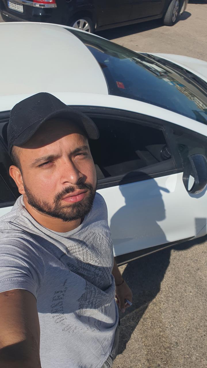 Chico busca chica en Alicante: 