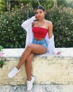 Chica busca chico en Tenerife: 