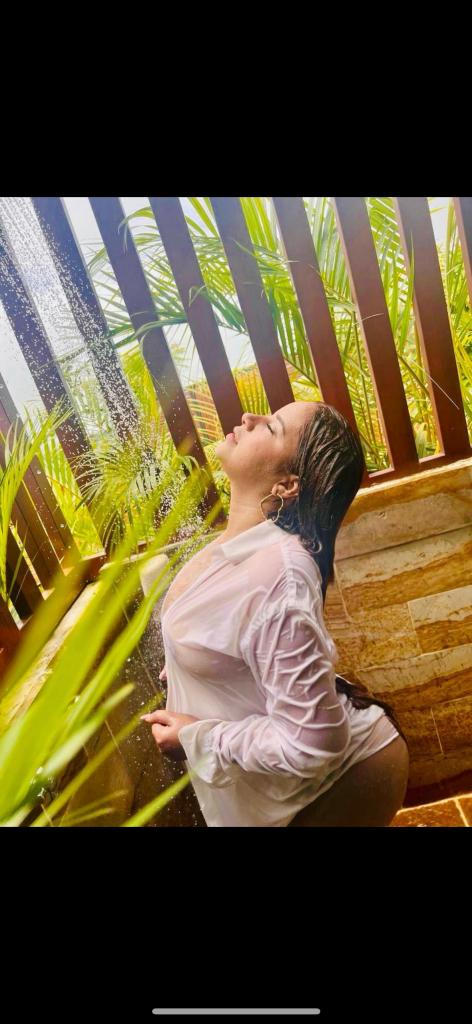 634315618: Chica busca chico en Barcelona