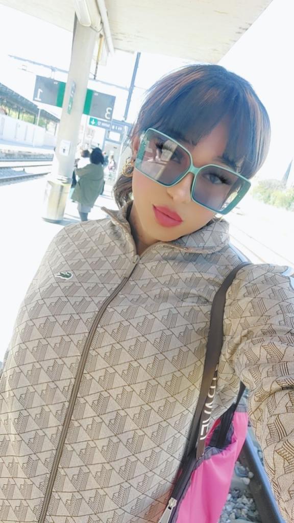 613757052: Travesti en Navarra