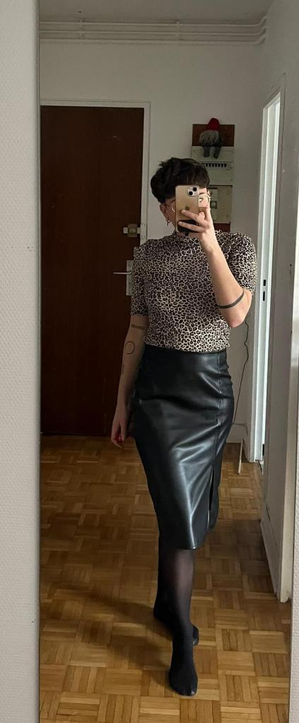 Chica busca chico en Gerona: 