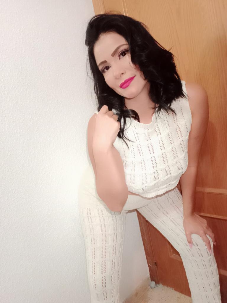 Chica busca chico en Cádiz: 