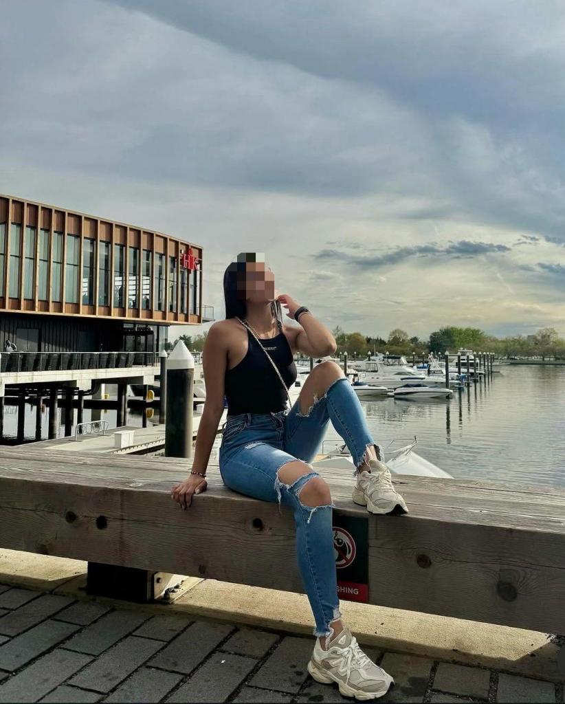 698375652: Chica busca chico en Álava