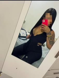 670733366: Chica busca chico en Madrid