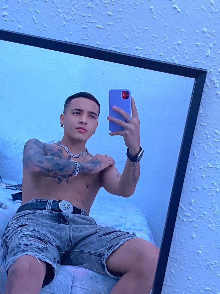 Chico busca chica en Tarragona: 