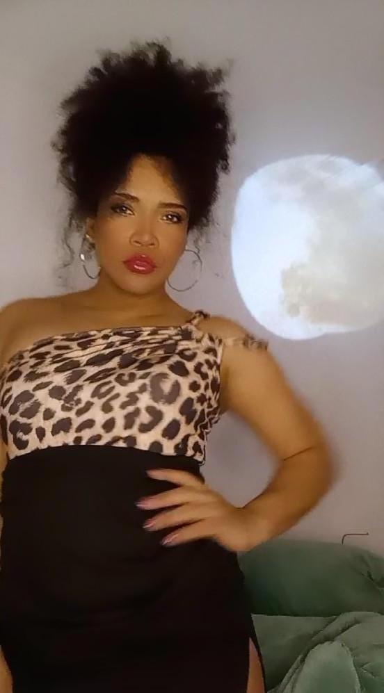 695862724: Travesti en Sevilla