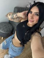 689909059: Chica busca chico en Madrid