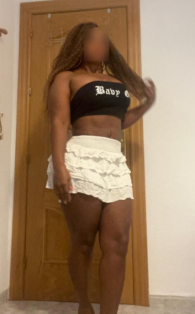 Chica busca chico en Granada: 