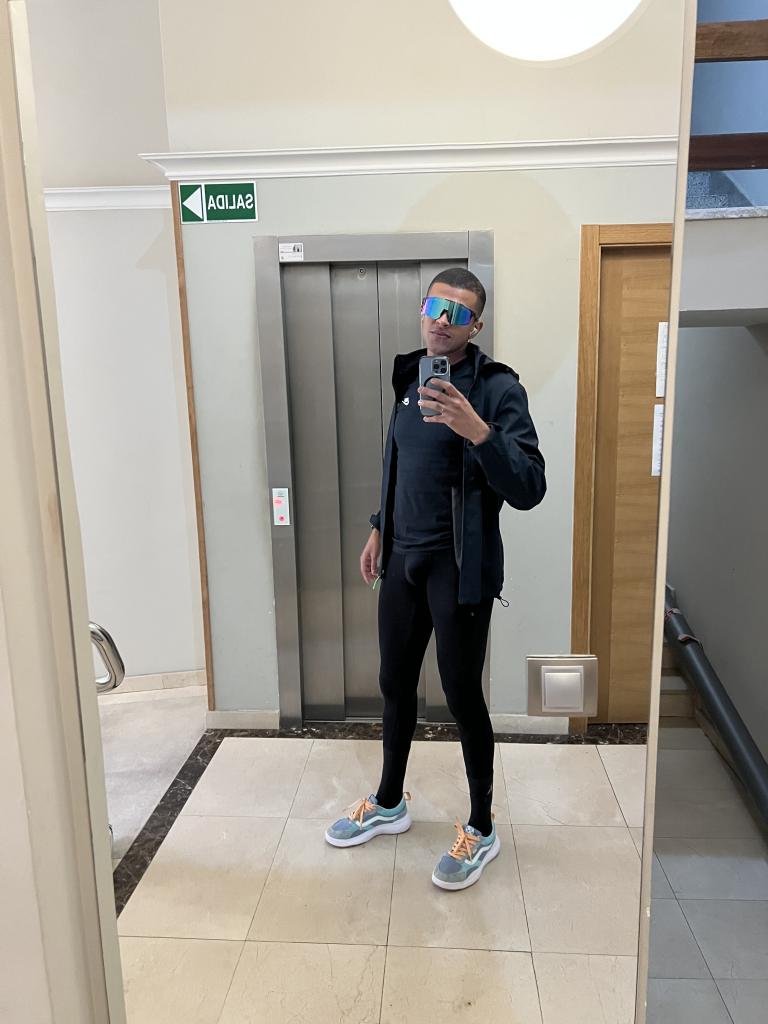 Chico busca chica en Pontevedra: 