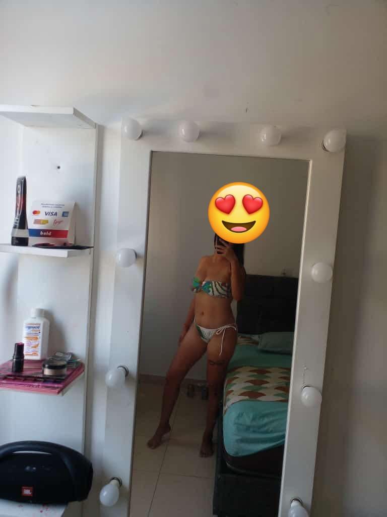 Chica busca chico en Granada: 