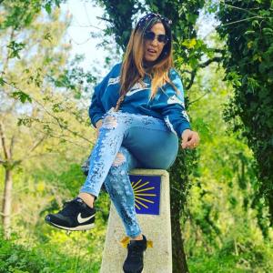 692993765: Chica busca chico en La Coruña