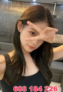 688184226: Chica busca chico en Barcelona