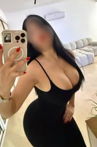 604312546: Chica busca chico en Sevilla