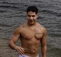 604394307: Chico busca chica en Madrid