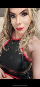 690665885: Travesti en Barcelona