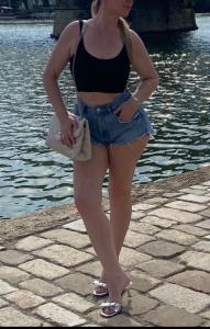 695012310: Chica busca chico en Zaragoza