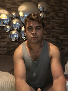 Chico busca chica en Zaragoza: 