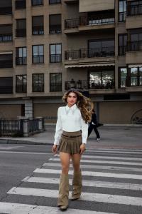 742054312: Travesti en Granada