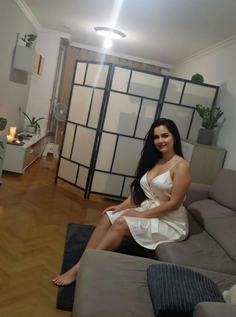 602096405: Chica busca chico en La Coruña