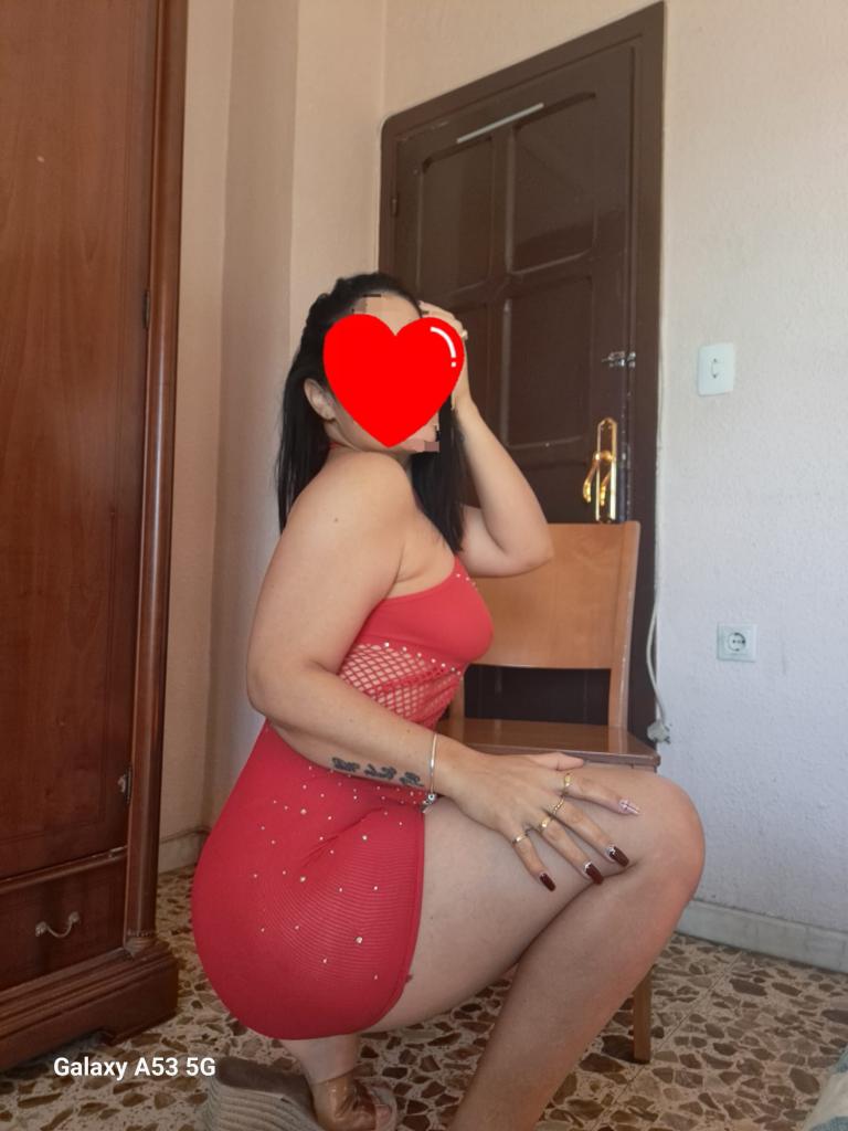 631092070: Chica busca chico en Murcia