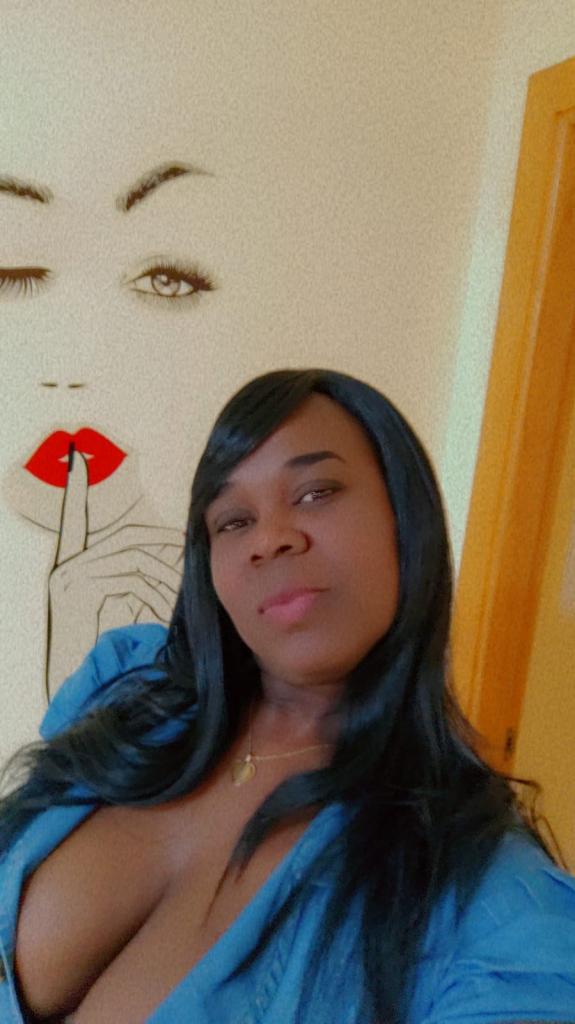 Chica busca chico en Tenerife: Chica busca chico