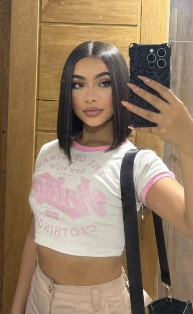 676463299: Chica busca chico en Pontevedra