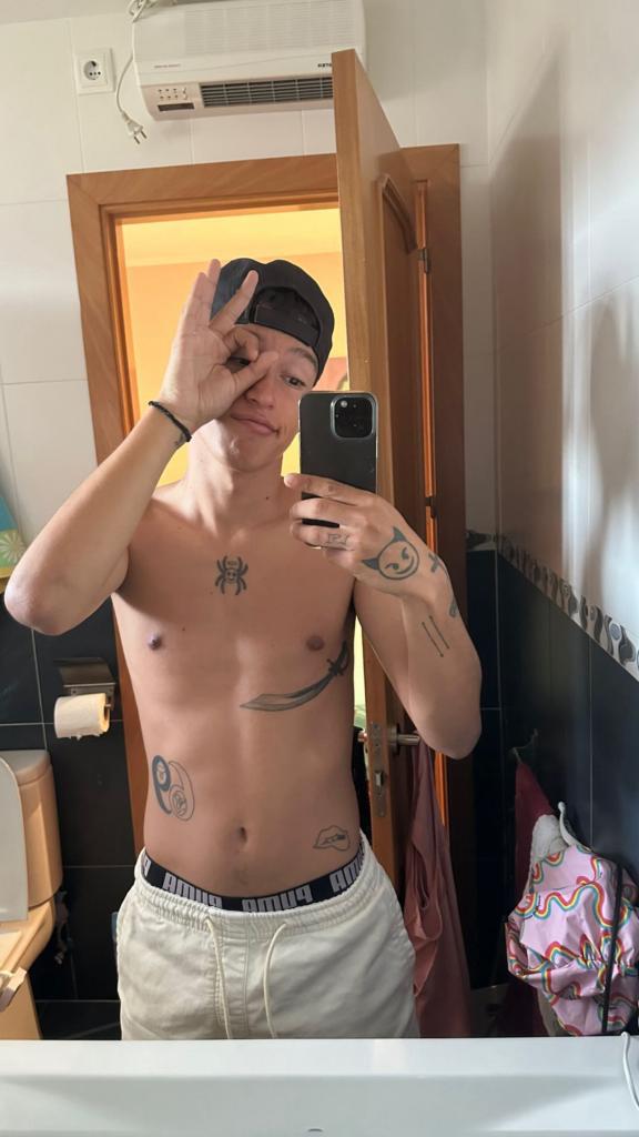 623762448: Chico busca chica en Madrid