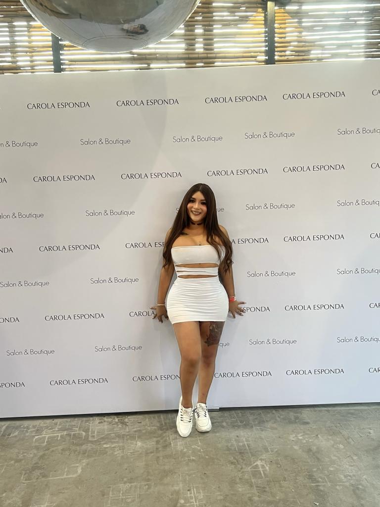 677432033: Travesti en Valencia