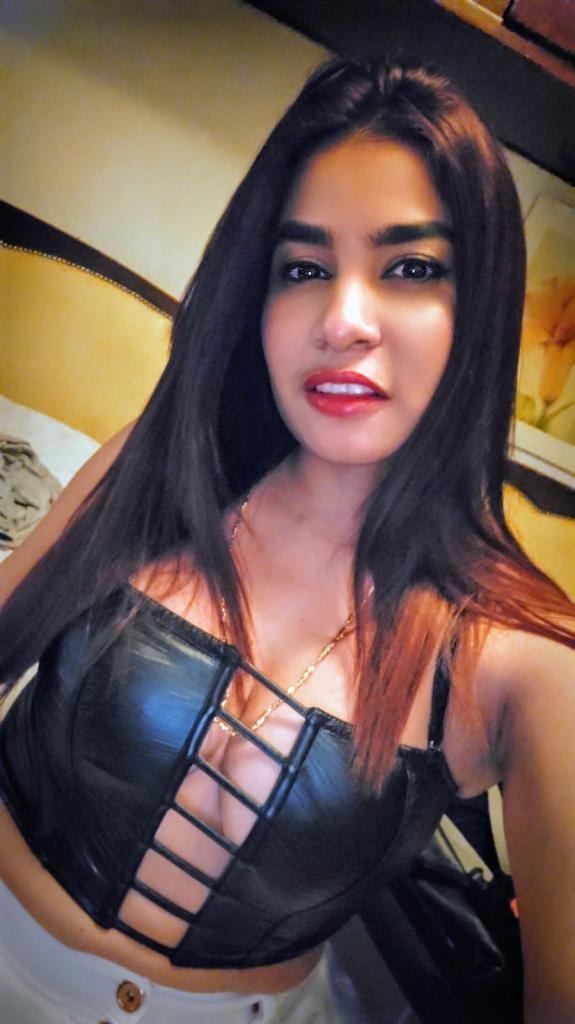 613713947: Chica busca chico en Madrid