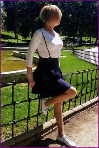 670428737: Chica busca chico en Pontevedra