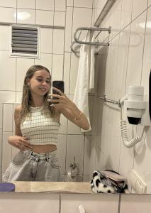 637062090: Chica busca chico en Alicante