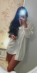 644824799: Chica busca chico en Sevilla