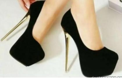 602704742: Chica busca chico en Cádiz