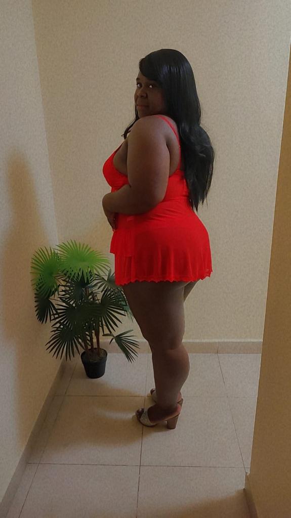 Chica busca chico en Tenerife: 