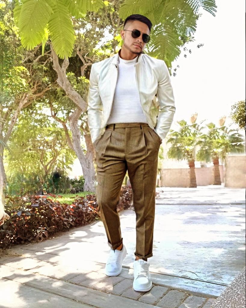 Chico busca chica en Las Palmas: 