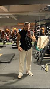 615082648: Chico busca chica en Madrid