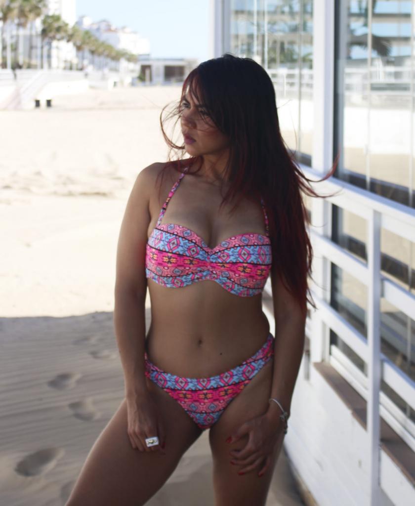 Chica busca chico en Granada: 