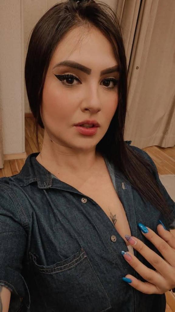 611201459: Chica busca chico en Almería