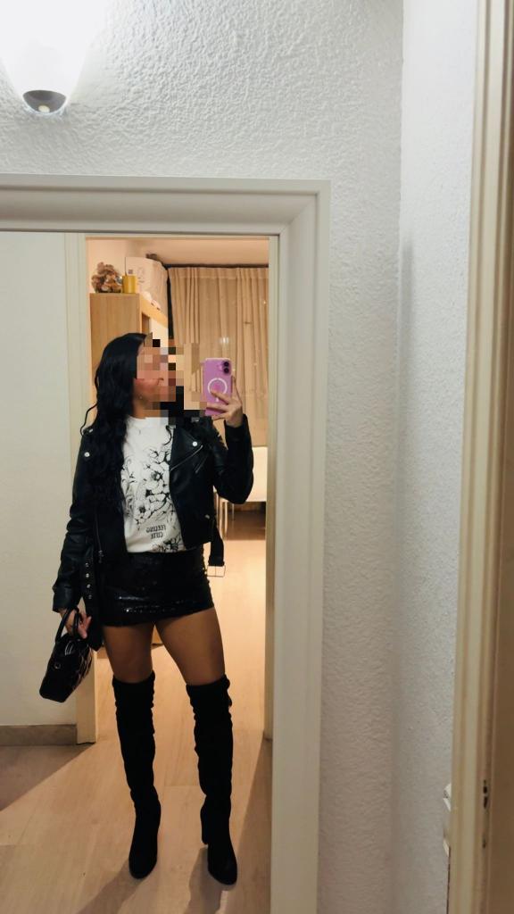 Chica busca chico en Barcelona: 