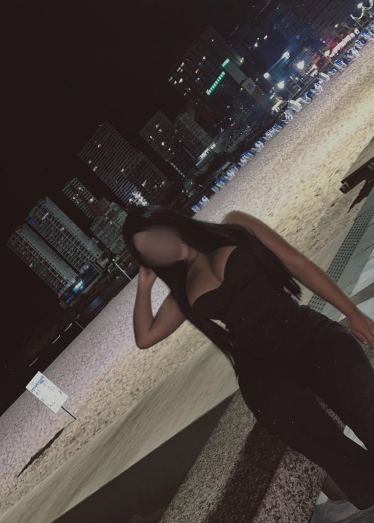 Chica busca chico en Alicante: 