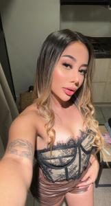 698912876: Chica busca chico en Barcelona