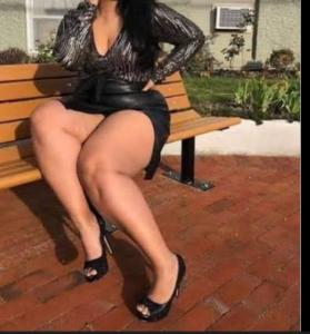 611205613: Chica busca chico en Ibiza