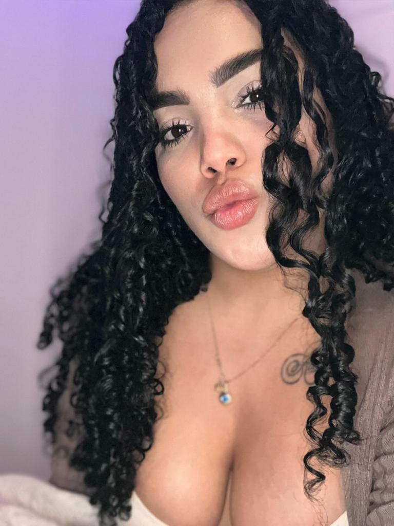 Chica busca chico en Tenerife: Chica busca chico