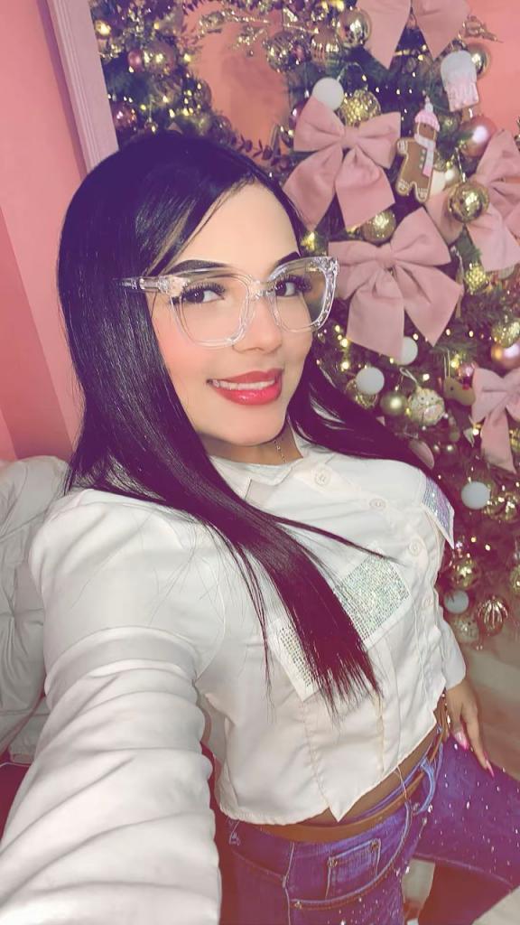 666365091: Chica busca chico en Pontevedra