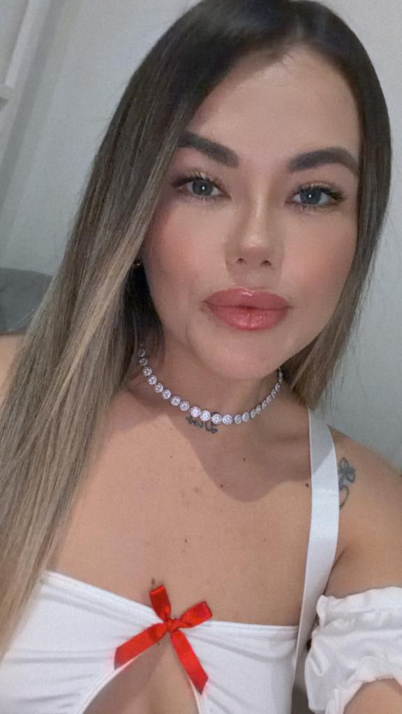 Chica busca chico en Cádiz: 