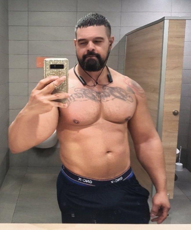 Chico busca chica en Barcelona: Chico busca chica