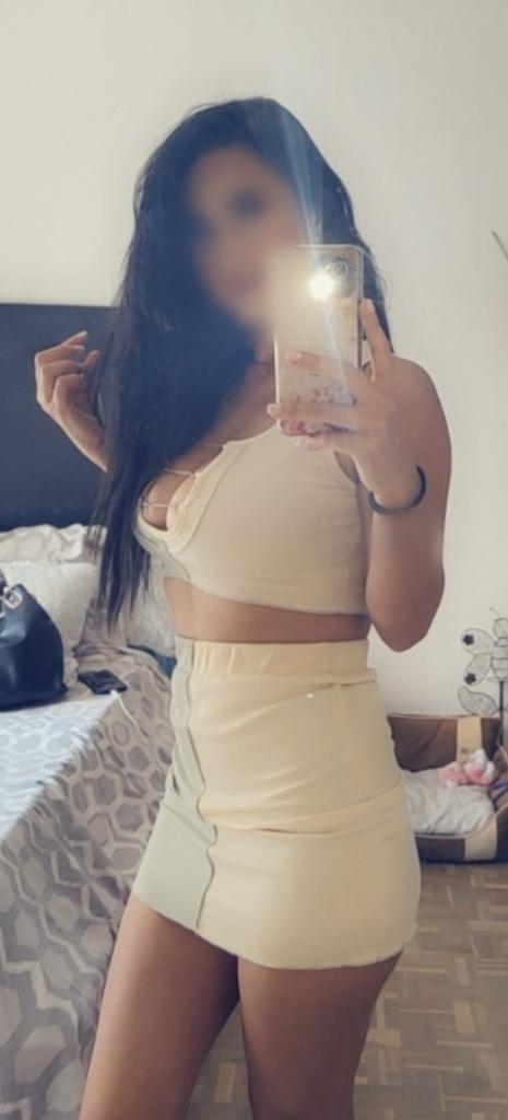 604825706: Chica busca chico en Menorca